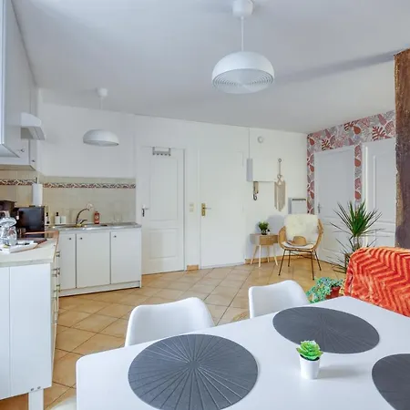 ✣ A Deux Pas Du Chateau De Dourdan, Bel Appartement✣