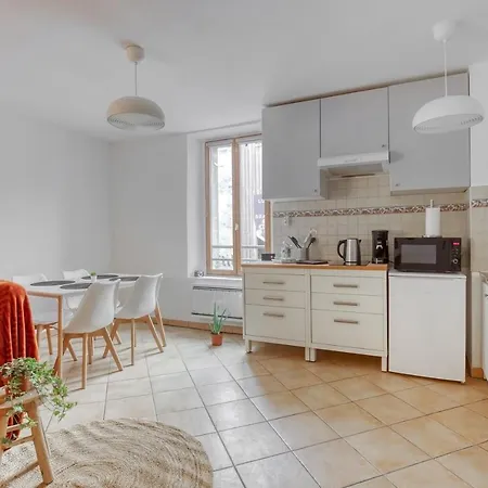 ✣ A Deux Pas Du Chateau De Dourdan, Bel Appartement✣